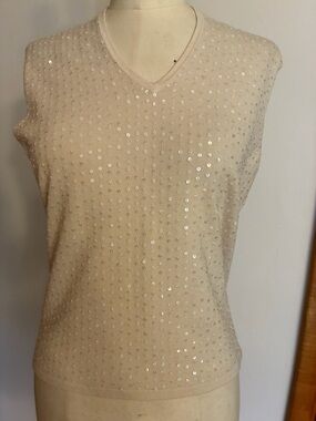 Sequin Embellished Cream V-Neck Sleeveless Top